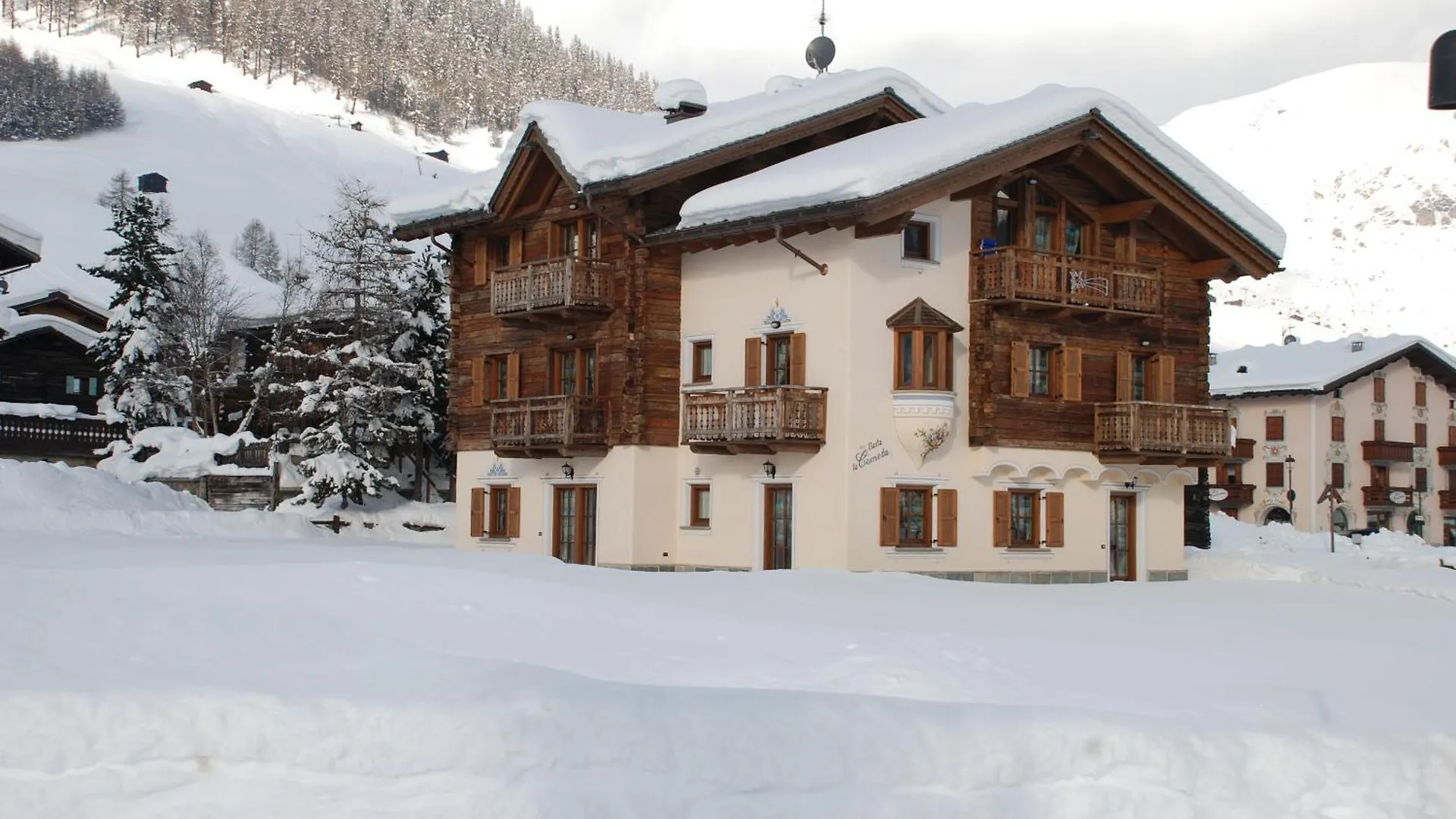Baita La Cometa Livigno 3*,