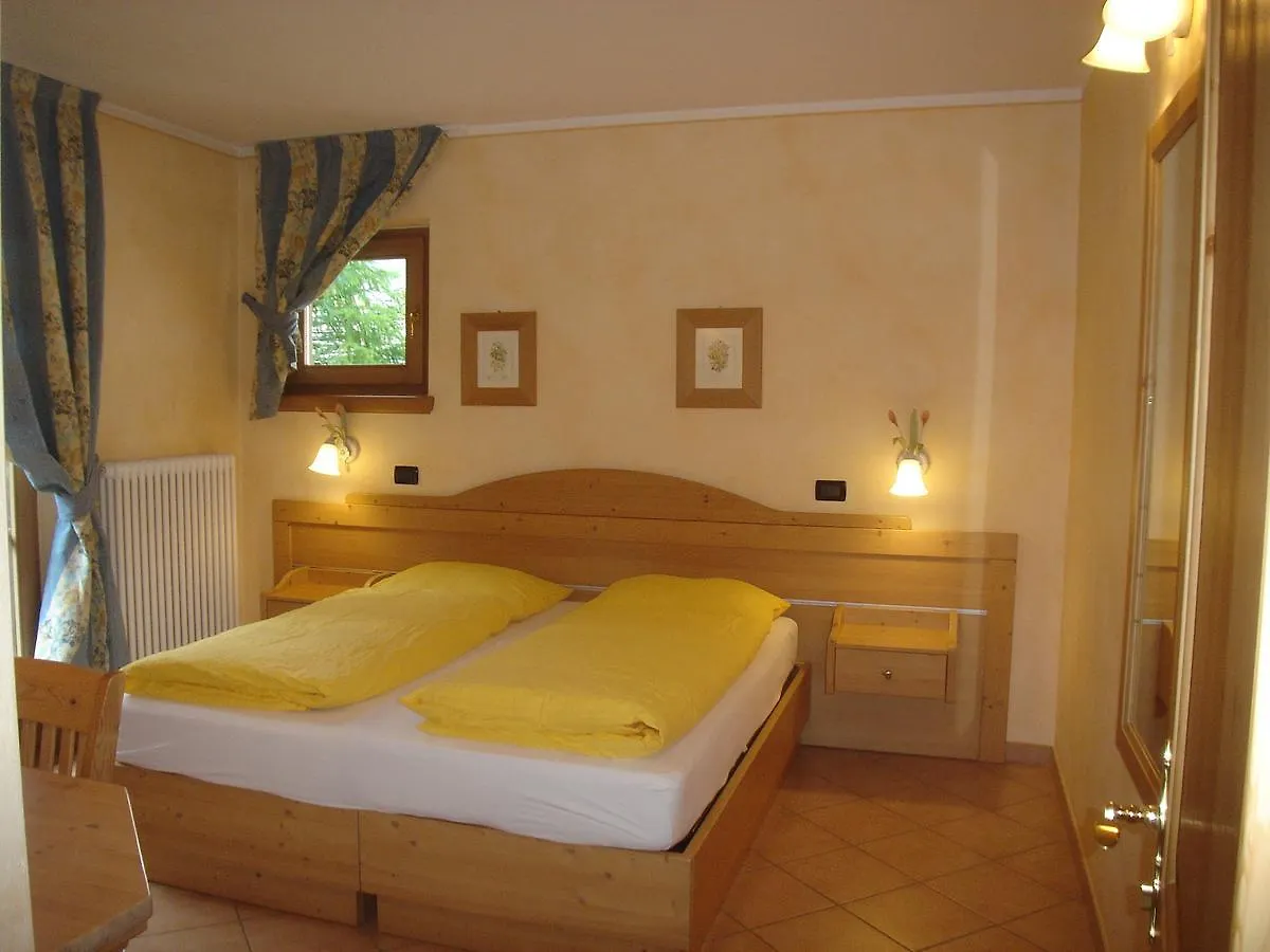 Baita La Cometa Aparthotel Livigno 3*,